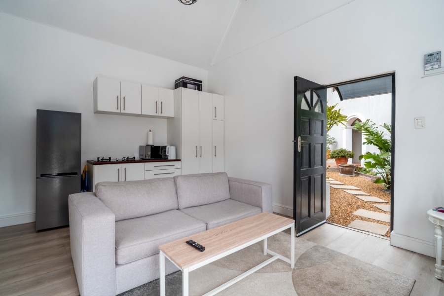 To Let 1 Bedroom Property for Rent in Fish Hoek Western Cape